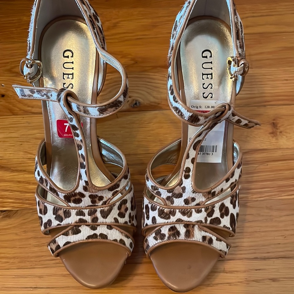 Guess heels size 7.5 NWT